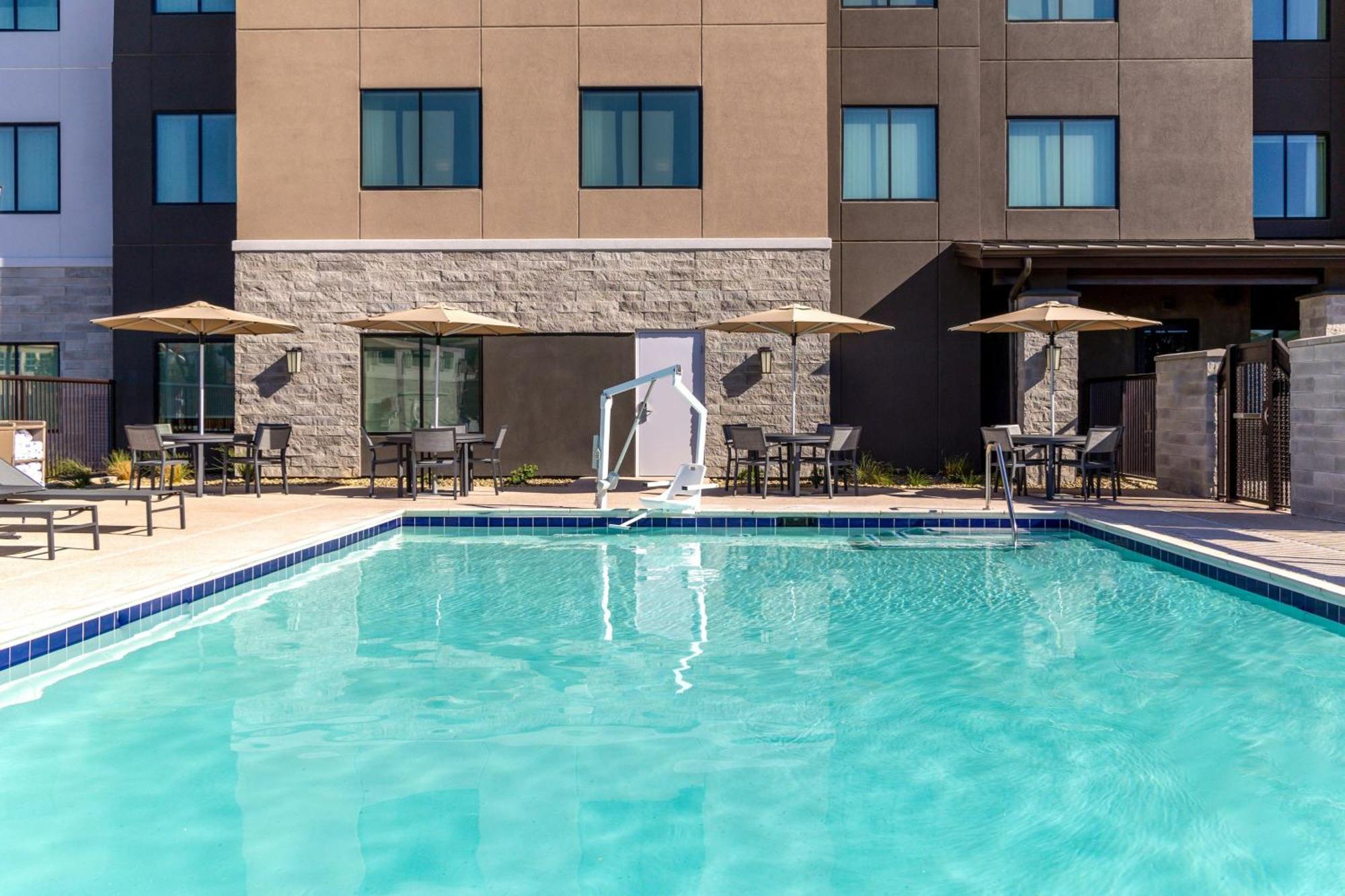 Residence Inn By Marriott Fairfield Napa Extérieur photo